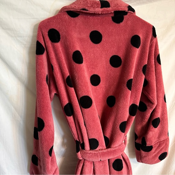 PINK Bathrobe. - Picture 7 of 9